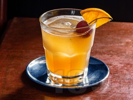  Ferrari    Disaronno   Noilly Prat -   